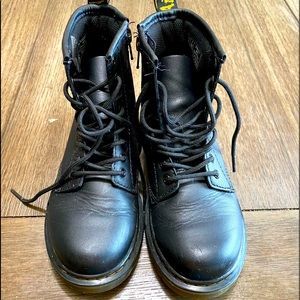 **SOLD**Dr. Martens Girl Boots